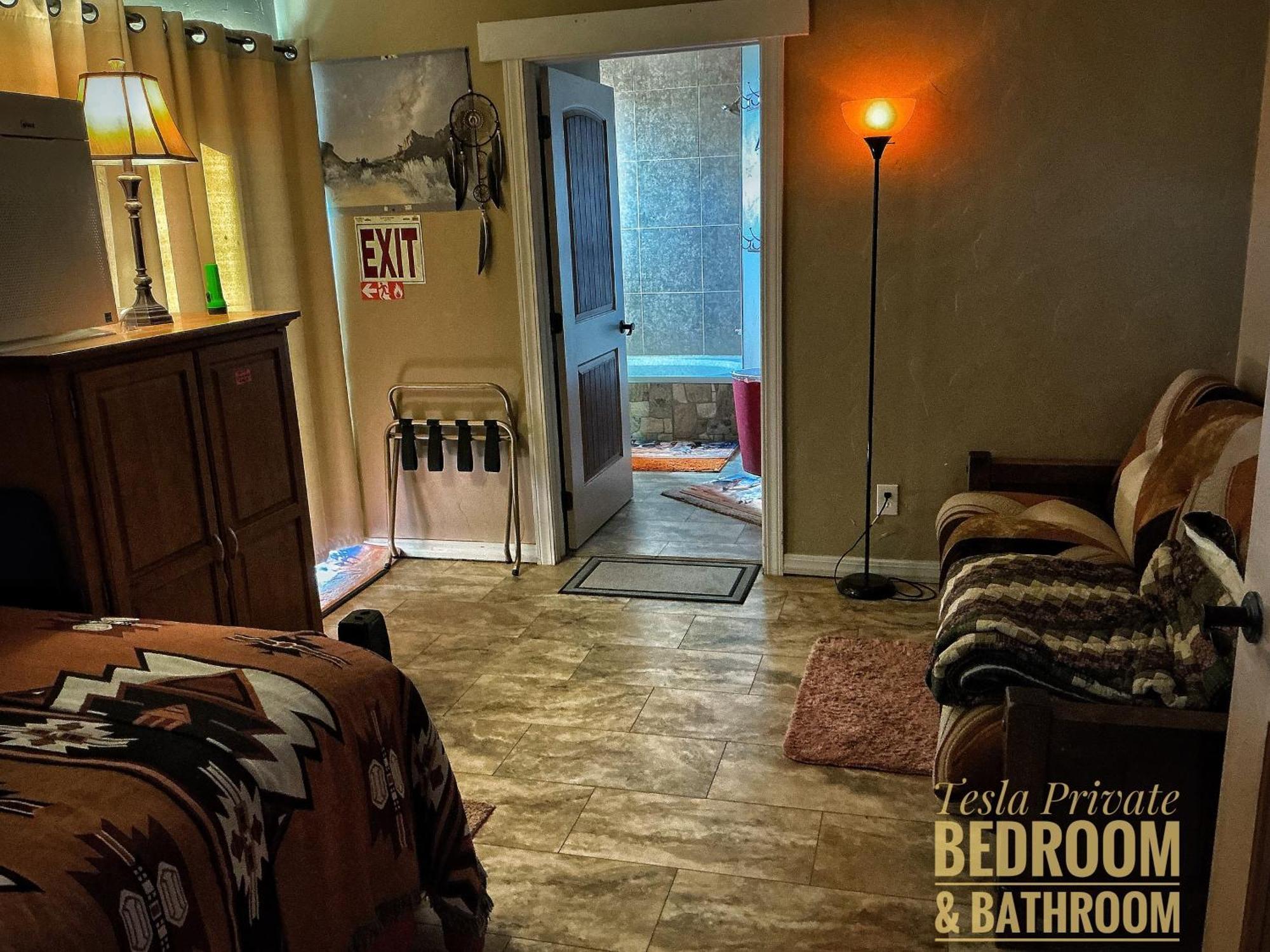 The Zion House - Affordable Bedrooms ハリケーン エクステリア 写真